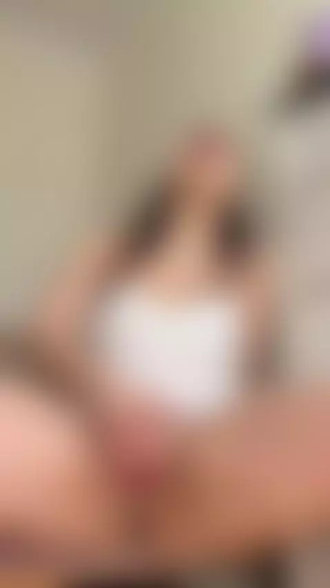 Chubby teen. Natural boobs. Sweet wet pussy and a needy clit... by kyliefreya