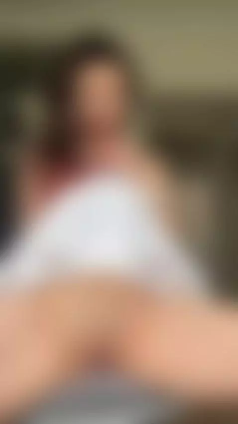 Pulled the skirt up and showed everything off 😈 Sub OF by kyliefreya