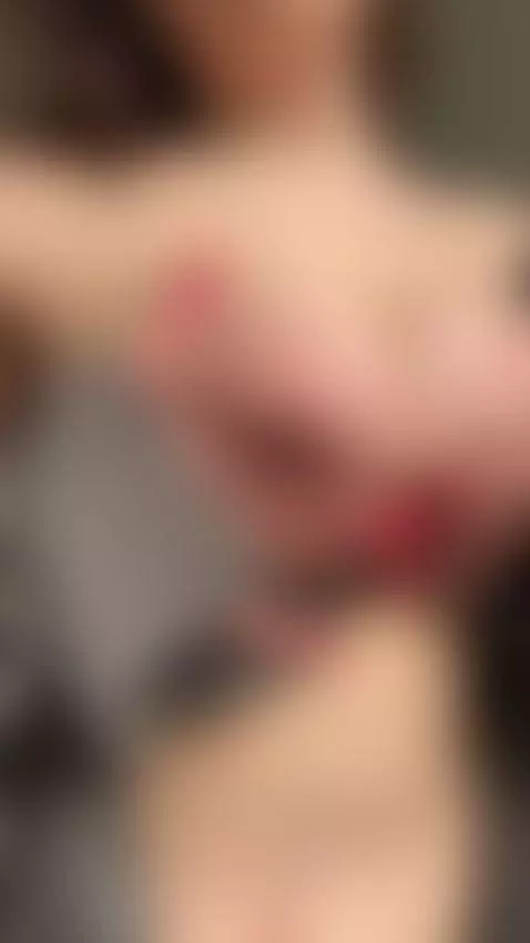 Natural curves and that gentle look… full video inside 😏 Sub... by kyliefreya