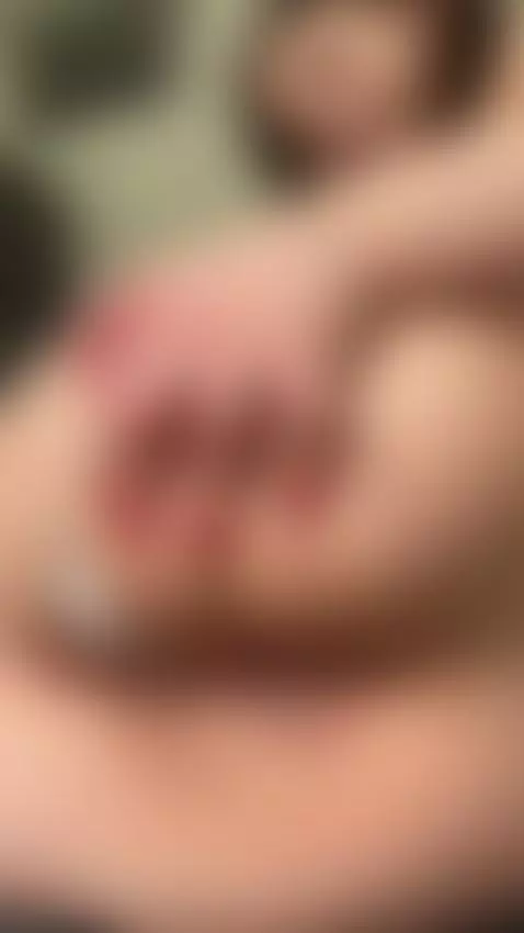 Grabbing and spreading my ass.. so fucking juicy Sub OF by kyliefreya