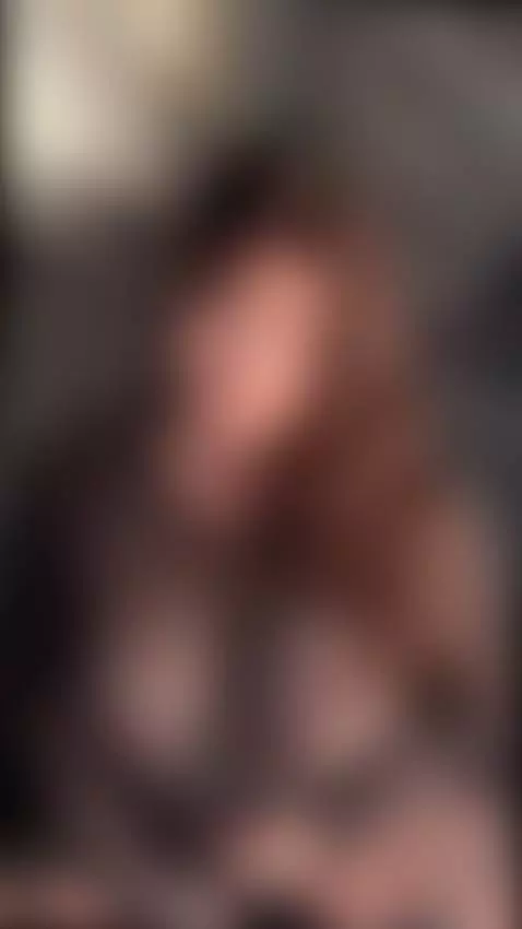 Your turn to make a move 🥵 by ivaberg