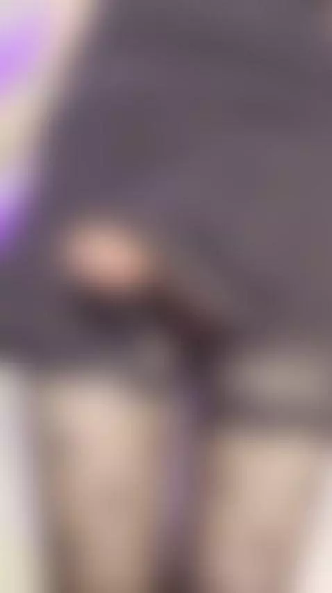 This shemale has a really huge cock by kirameowts