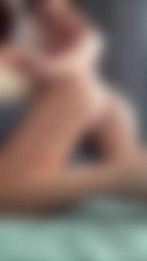 Beauty is just the surface 💗 subscribe on Fansly by lilimancester