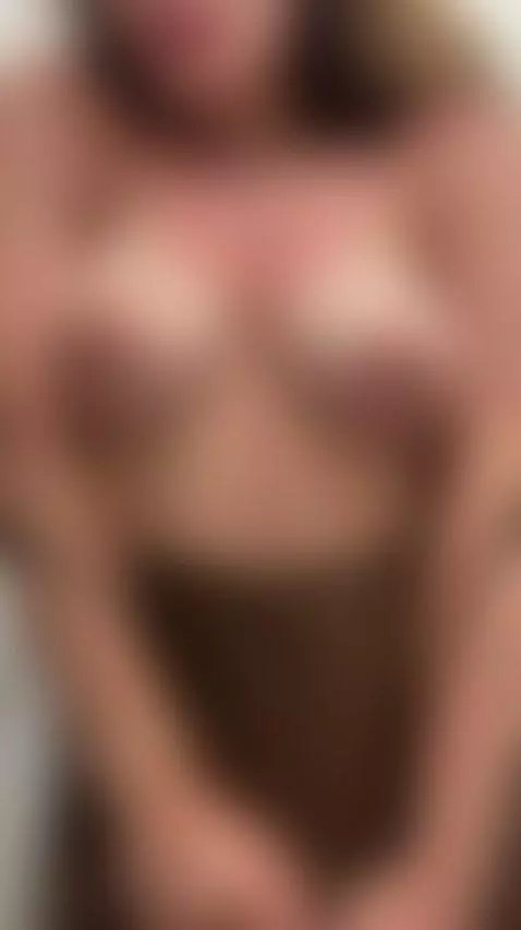😈Tattooed brunette with skin stuck from sweat 🍆 Unlock now by lilimancester