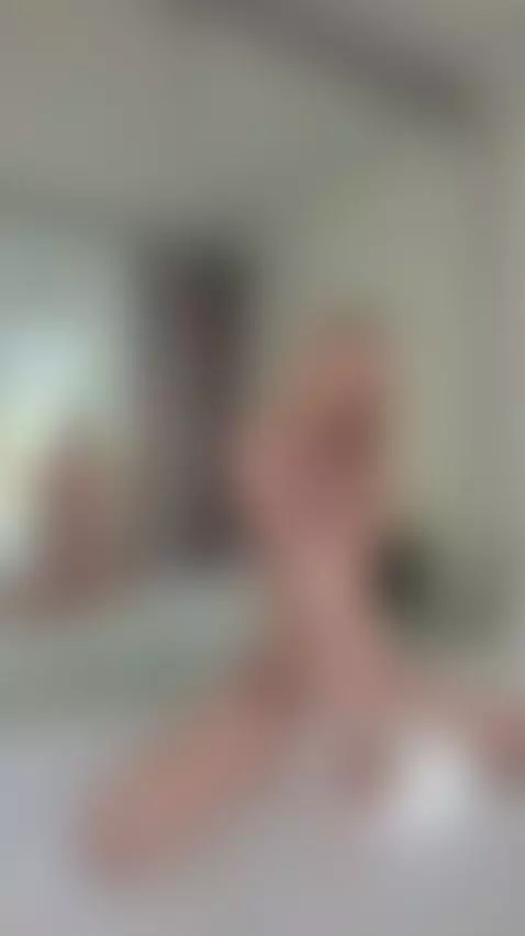 🔥Young blonde fingers sliding deeper 💦 Exclusive OF by ariadollsnow