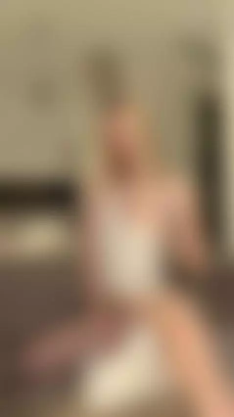 😏Long blonde hair messy and needy look 💋 Only OF by ariadollsnow