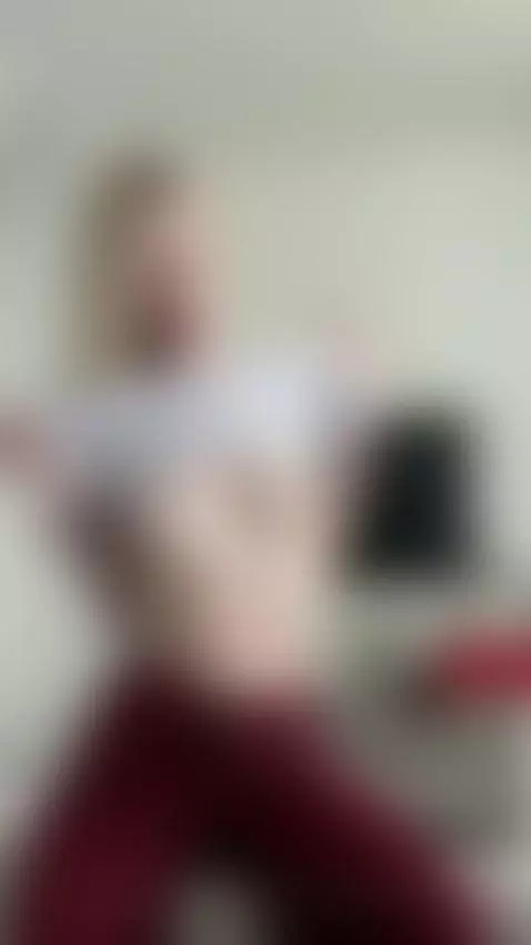 😏This young petite blonde is aching to be fucked hard 🍆 Excl... by ariadollsnow