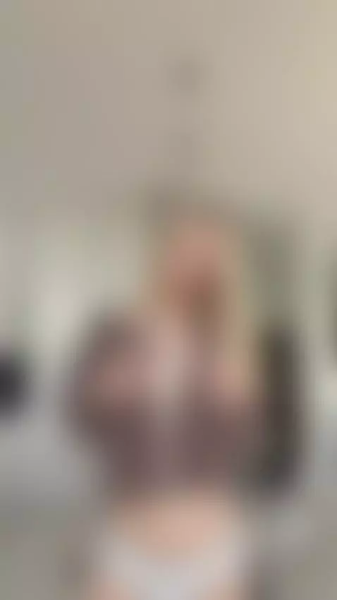 Supporting me on OnlyFans is the best encouragement 🥺💗 by ariadollsnow