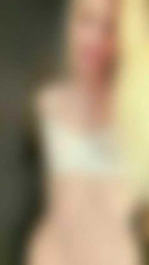 🍑Tight small ass of a young slim blonde 😏 Only OF by ariadollsnow