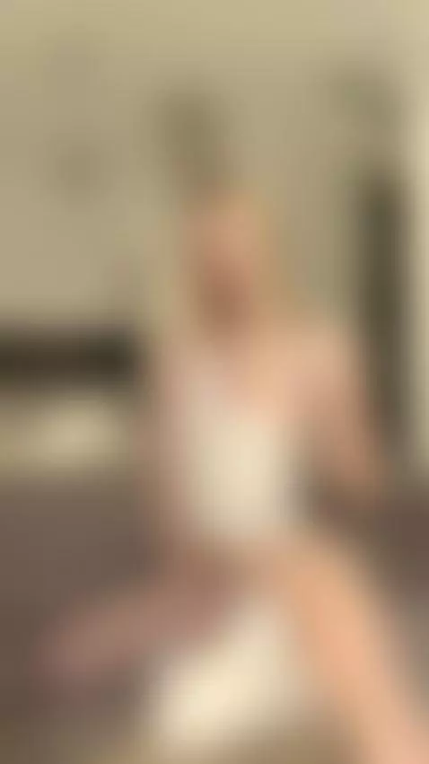 🍆Petite young blonde mouth open moaning 😈 On OF by ariadollsnow