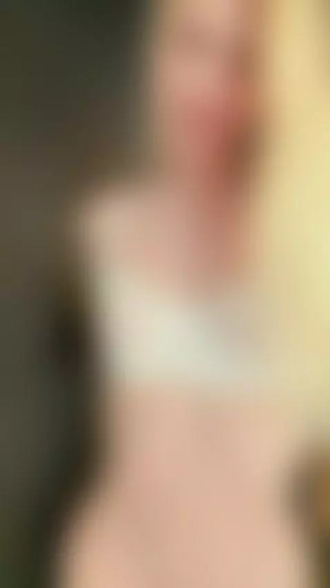 💦This petite young blonde is soaked just for you 😏 Exclusive... by ariadollsnow