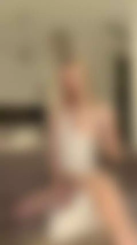 😈This petite blonde needs to be fucked gently tonight 💦 See ... by ariadollsnow