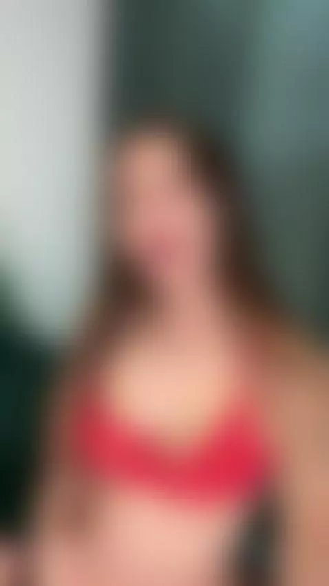 🔞Brunette with huge tits bouncing 😏 See my OF by esthergrace23