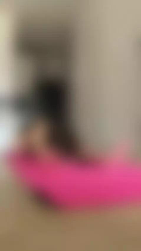 💋This long haired beauty is horny and waiting 🔥 Join OF by esthergrace23