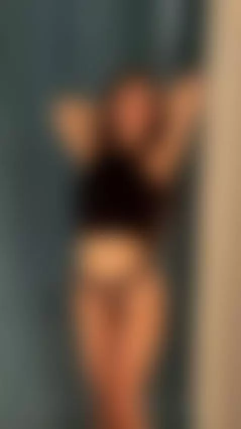 🔞Long wavy brunette riding 🍒 Naughty OF by esthergrace23
