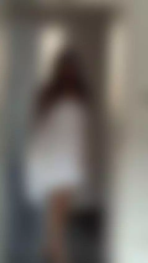 😈Long wavy brunette touching herself 💦 Only OF by esthergrace23