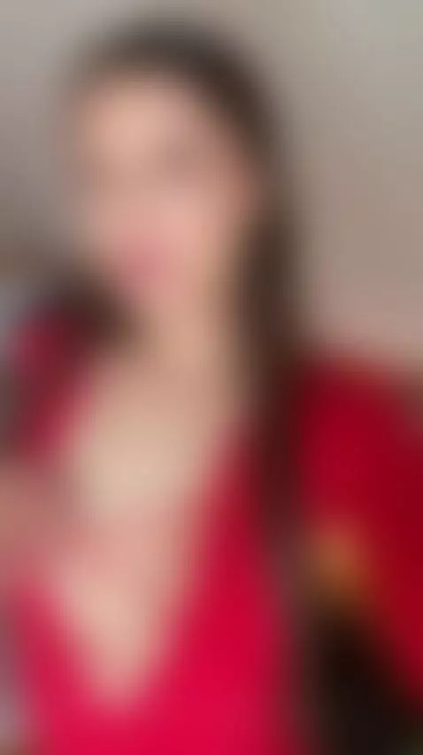 😈Long wavy brunette covering her big tits with hands 🍆 Join ... by esthergrace23