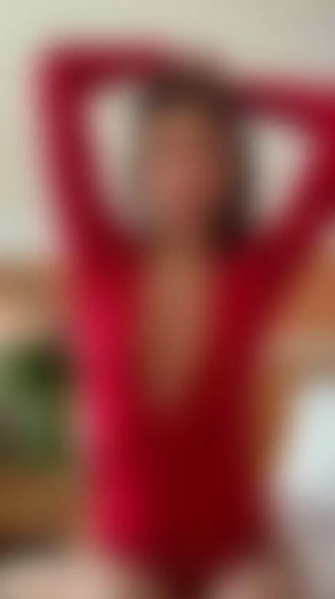 💋This long haired beauty is horny and waiting 🔥 Join OF by esthergrace23