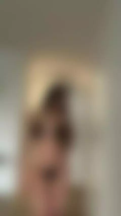 💦Long haired brunette trembling hard 😈 See my OF by esthergrace23