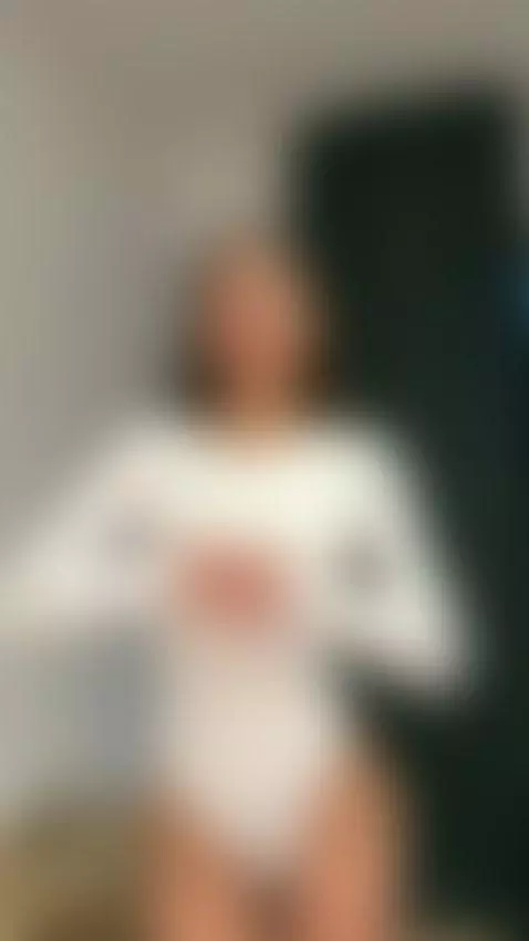 🔥Brunette running fingers over her big tits 💦 Exclusive OF by esthergrace23