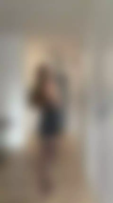 🔞Long haired brunette thick thighs shaking 🍑 Only OF by esthergrace23