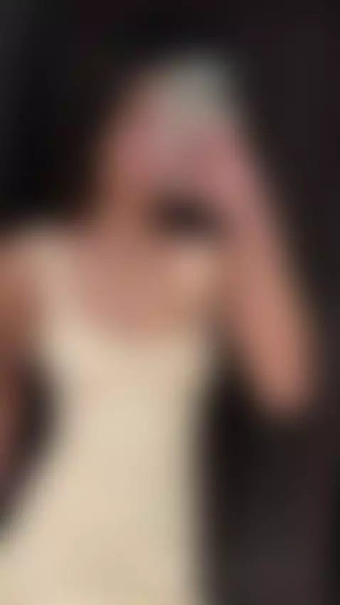🍑Brunette ass up and ready in panties 😈 Exclusive OF by esthergrace23