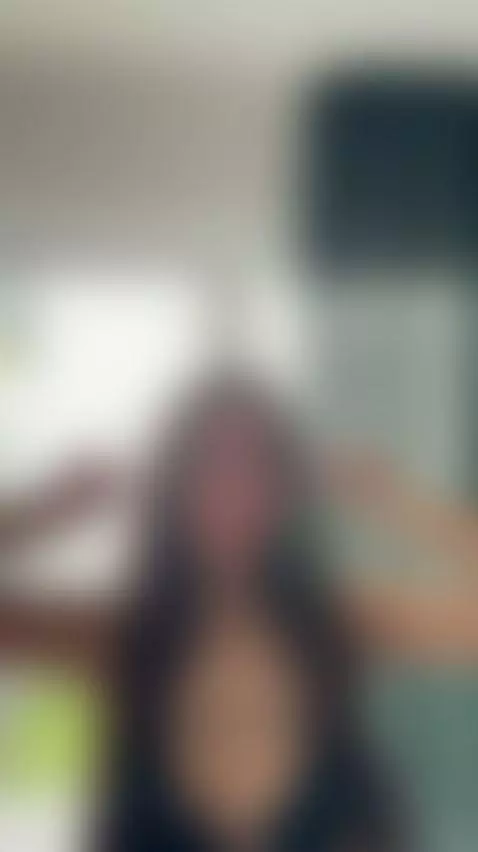 💋Hot long haired brunette teasing you 🔥 Join OF by esthergrace23