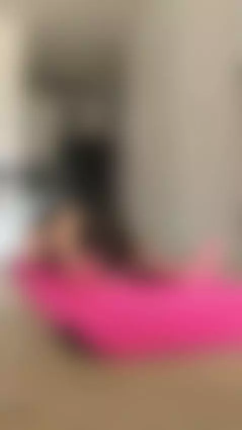 💋This long haired beauty is horny and waiting 🔥 Join OF by esthergrace23