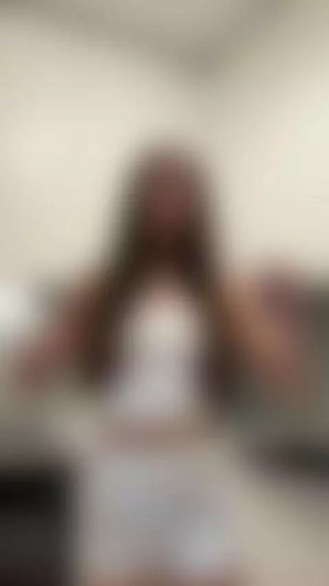 🍒Big tits brushing sensitive skin 😏 Naughty OF by esthergrace23