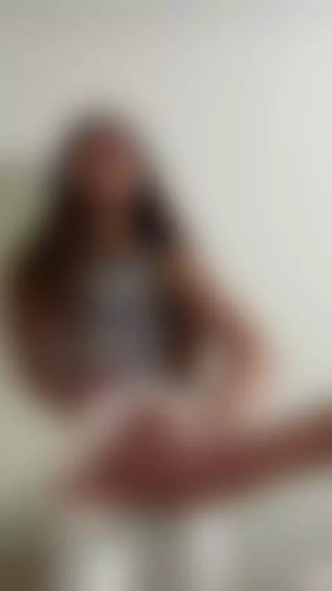 🔞Long haired brunette thick thighs shaking 🍑 Only OF by esthergrace23