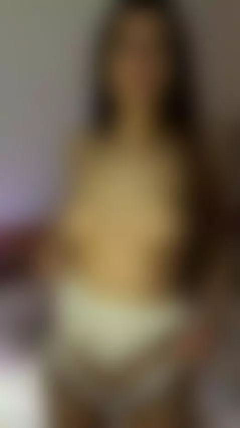 🔞Long haired beauty trembling with desire 🍒 Subscribers OF by esthergrace23