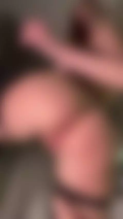 You love details like this, right? 😉
Then OnlyFans by purpledragonn