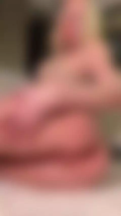 spread my pussy wide for the camera to see 👅 by purpledragonn