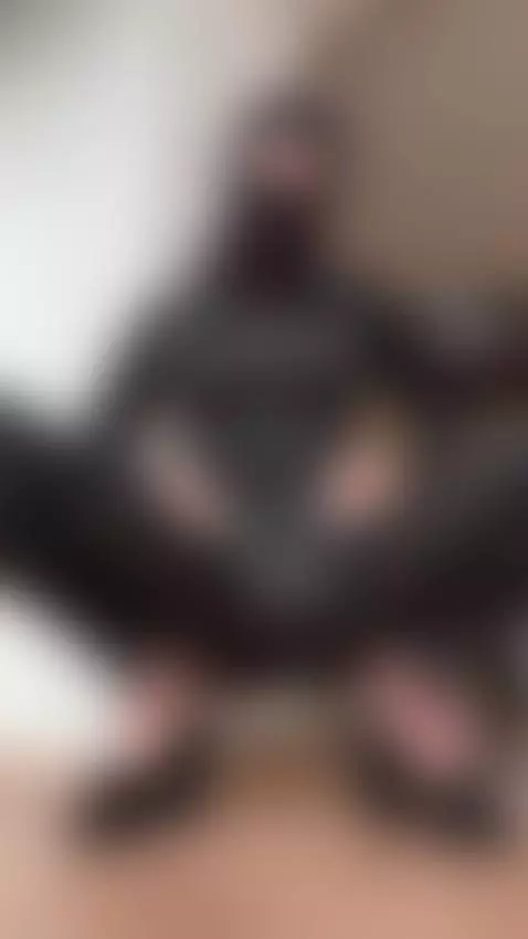 spread open for the camera while i tease my pussy beneath th... by sashasavage