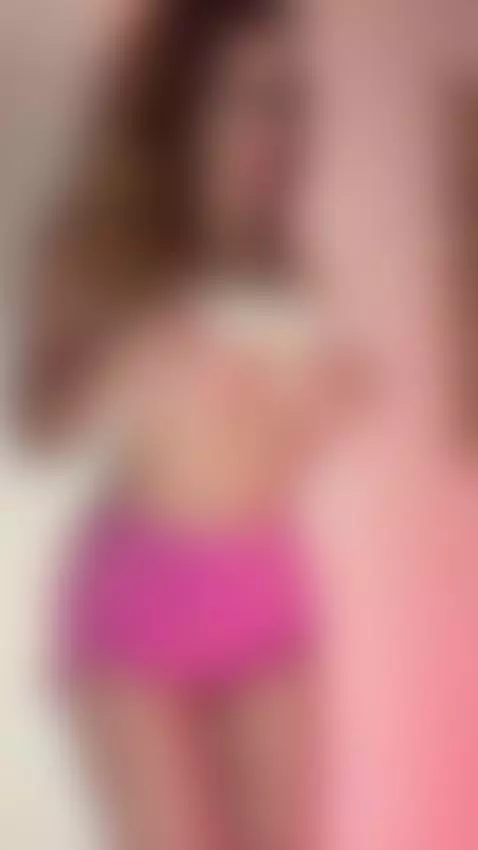 I know why you’re here 👀

And trust me…
my OnlyFans is exact... by luciamorriss