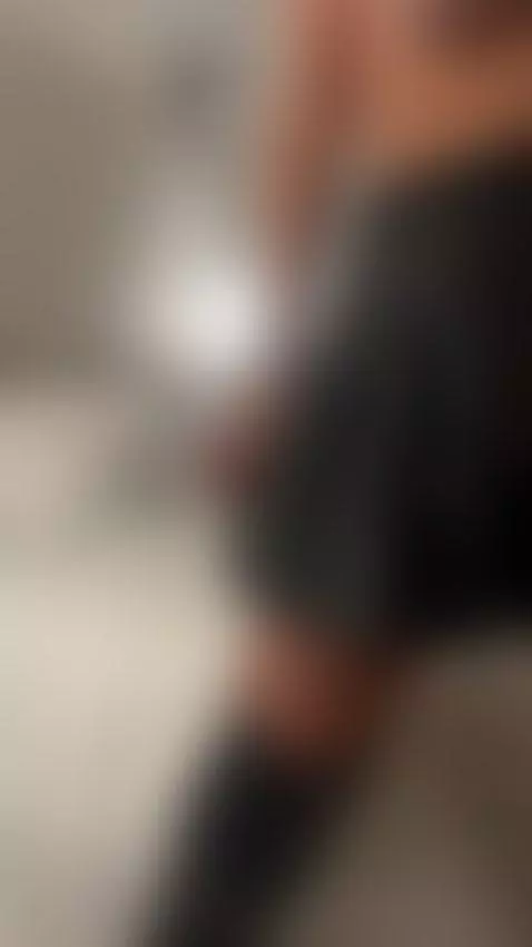 If you’re curious enough… my OnlyFans will keep you busy 😏 by luciamorriss