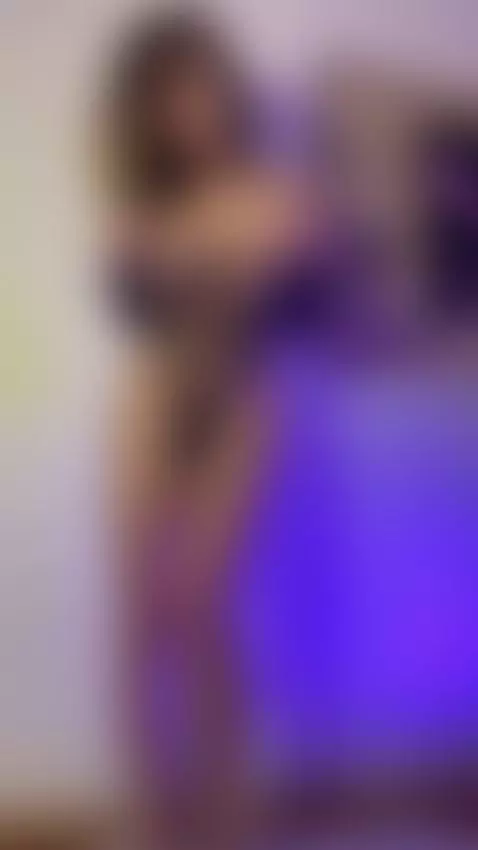 You know who's in charge here, right? by luciamorriss