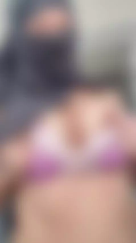 You're not leaving now 👀🔥
OnlyFan by aiishaheliotrope