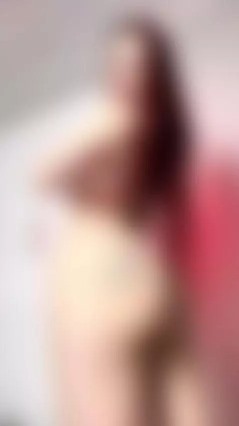 Just a quiet moment… with a loud body 🙊💃 by notyourruby