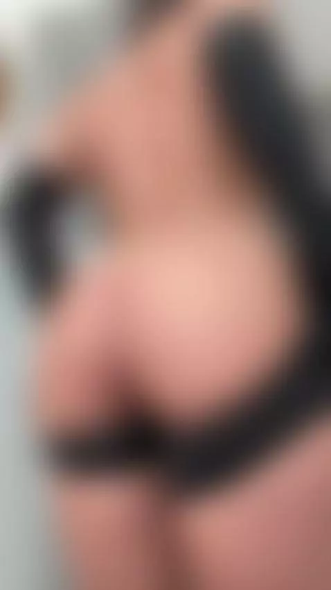 OF has the full video by yourmightymia