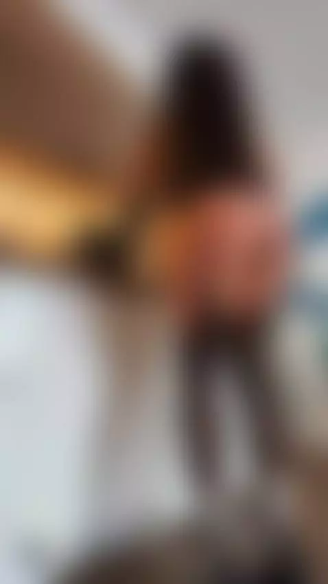 I know where you're looking 😏👣
Continued on OnlyFans by yourmightymia