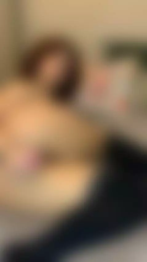 Help me cross the finish line, babe by redwildy