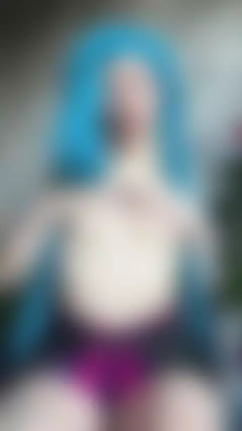 Tattooed tits squeezed tight with blue hair falling 🥰 by rinfoster