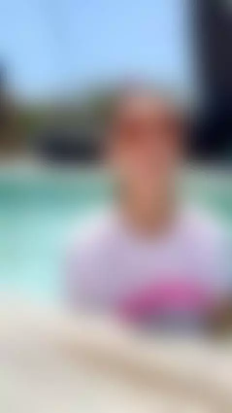 Sometimes I want to be kissed sweetly… sometimes roughly 💋🔥 by realsybila