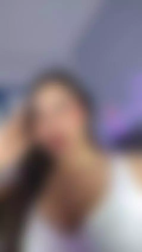 https://www.camsoda.com/im-valskin?id=im-valskin by im-valskin