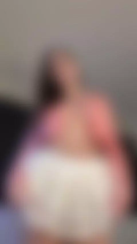 My skin is waiting for your touch 👀🔥 by kamynamy