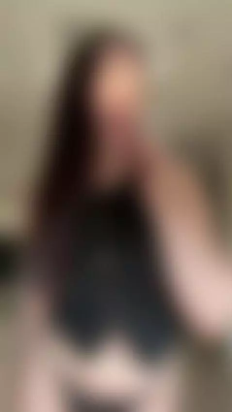 I’m already wet with desire 💦🍑 by kamynamy