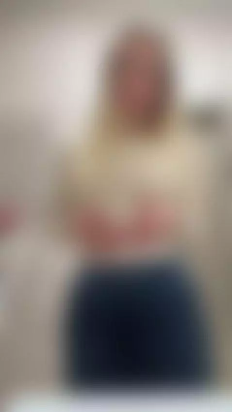 😏 Hungry for something naughty? Unlock my OnlyFans and dive ... by barbieblonde01