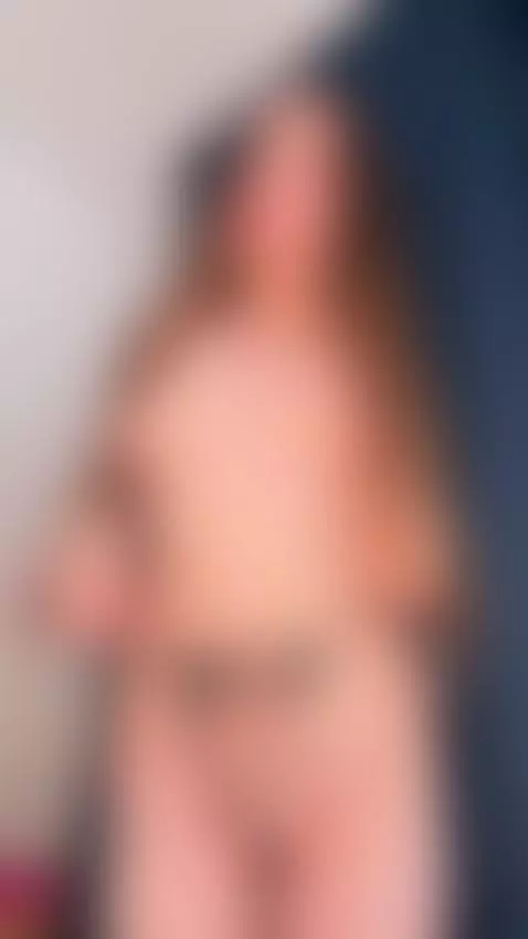 I’m here to satisfy all your desires by chloeex