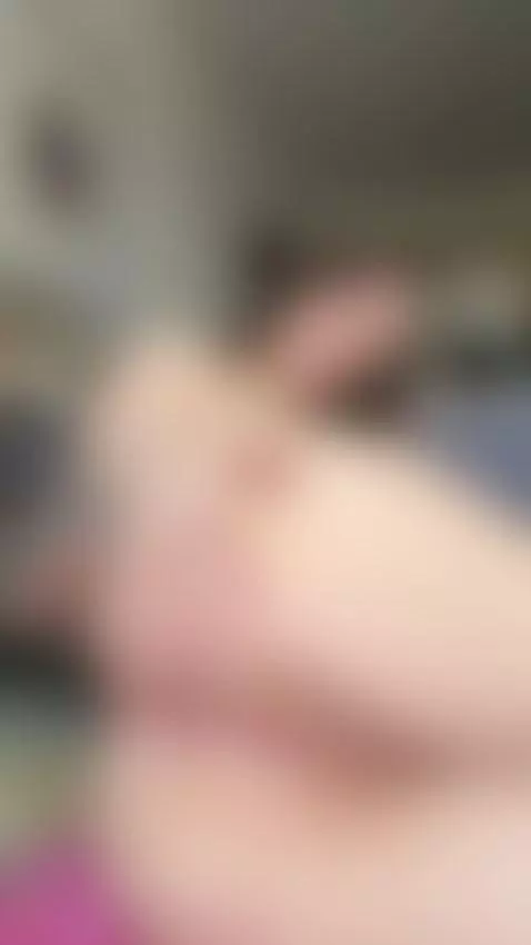 I want your hot cum on my ass by chloeex